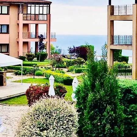 Apartment Royal Sea View By Kaliakria